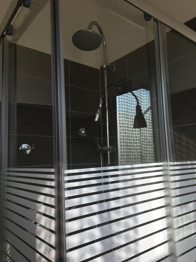 B & B La Guesthouse Poirino Bagian luar foto