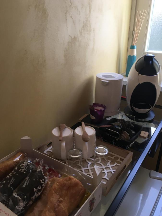 B & B La Guesthouse Poirino Bagian luar foto